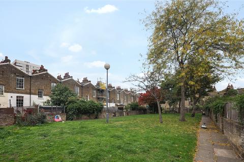 9 Matlock Street, London, E14 7NN