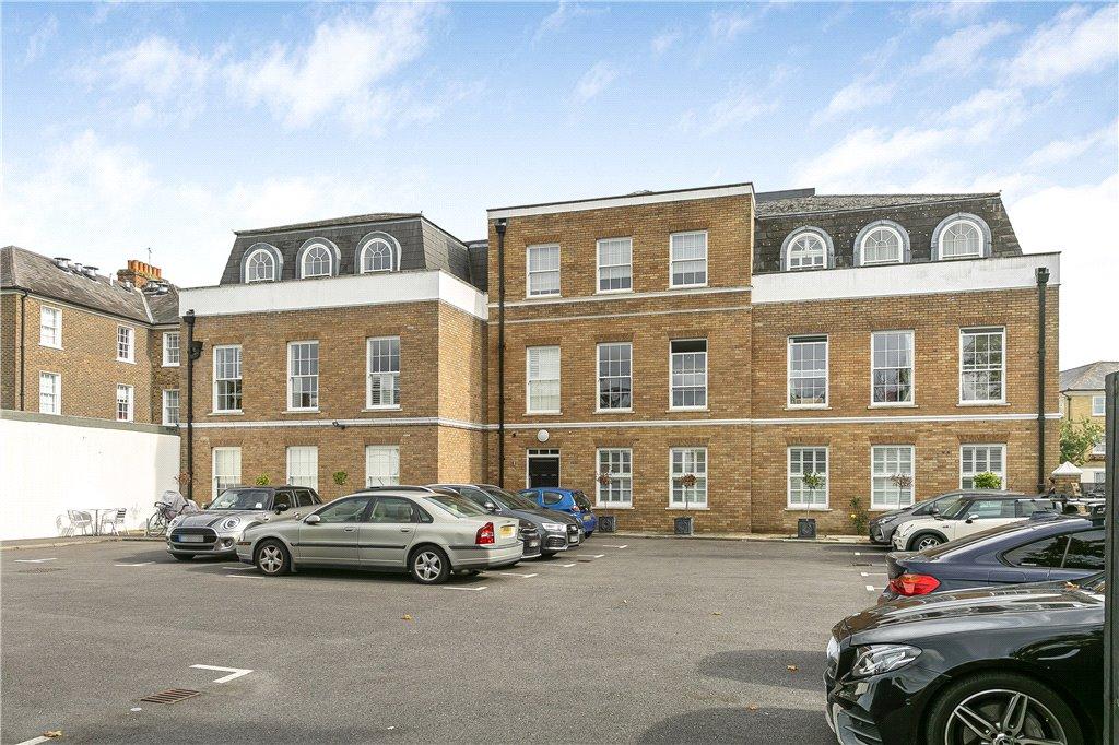 High Street, Hampton Hill, Hampton, TW12 2 bed apartment for sale - £ ...