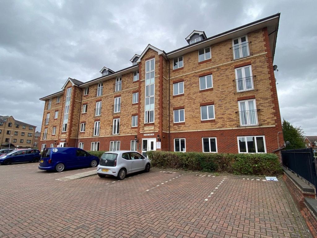 Henry Bird Way, Northampton NN4 8GE 2 bed flat for sale £190,000