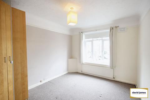 2 bedroom flat to rent, Hazelwood Lodge, Red Lodge Road, West Wickham