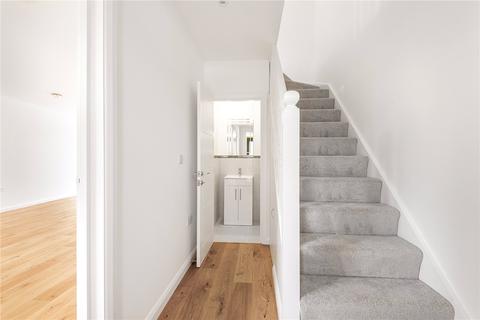 68b Reservoir Road, London, N14 4AX