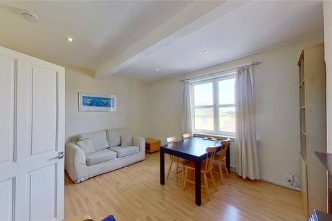 2 bedroom flat to rent, Clearburn Crescent, Edinburgh, EH16