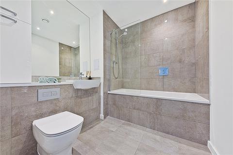 2 bedroom apartment to rent, Heartwell Avenue, London, E16