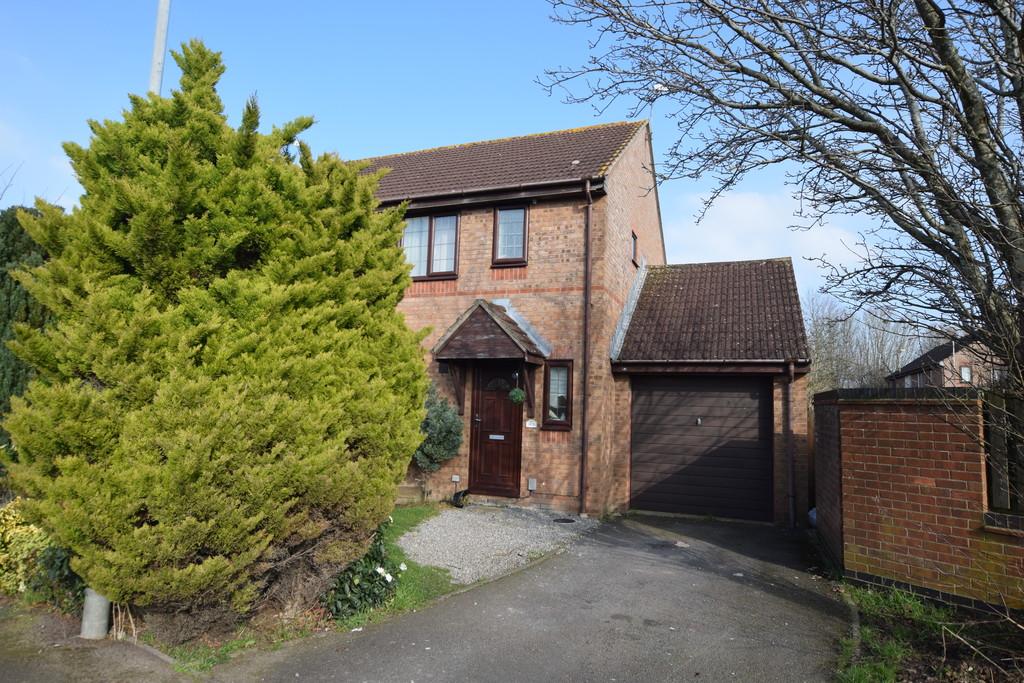 Pheasant Close, Covingham 3 bed semi-detached house - £1,050 pcm (£242 pw)