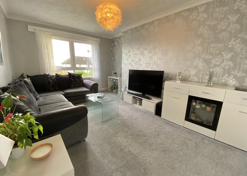 Alder Road, Parkhall, Clydebank 1 bed flat £82,500