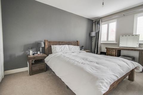 24 Byre Close, Cricklade, Swindon, SN6 6HH