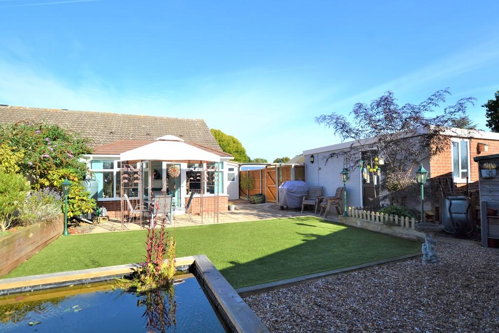 Ellinor Road, North Walsham 2 bed semidetached bungalow £250,000