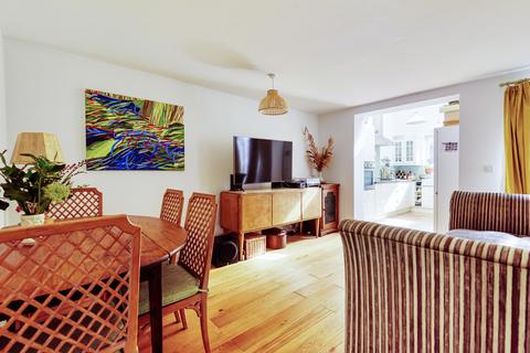 12 Rowlings Road, Winchester, SO22 6HH