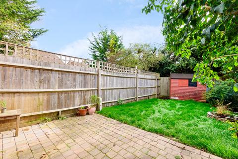 12 Rowlings Road, Winchester, SO22 6HH