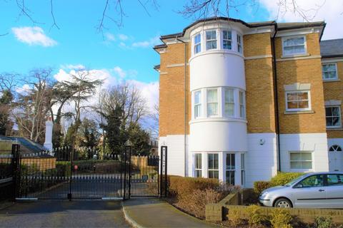 2 bedroom flat to rent, Belmont Hill, Lewisham, London