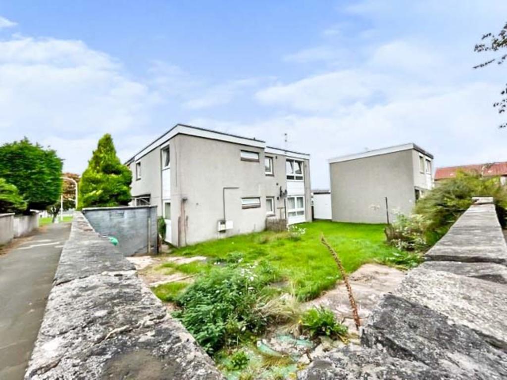 Cawdor Drive, Glenrothes 2 bed flat £49,995