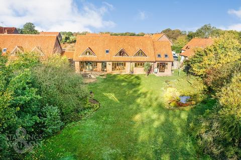 5 bedroom chalet for sale - Claxton Mill, Claxton, Norwich