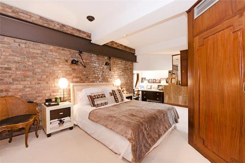2 bedroom flat for sale - Whitehall Court, London