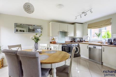 16 Blain Place, Royal Wootton Bassett, Swindon, SN4 8FP