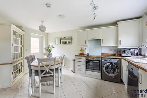 16 Blain Place, Royal Wootton Bassett, Swindon, SN4 8FP
