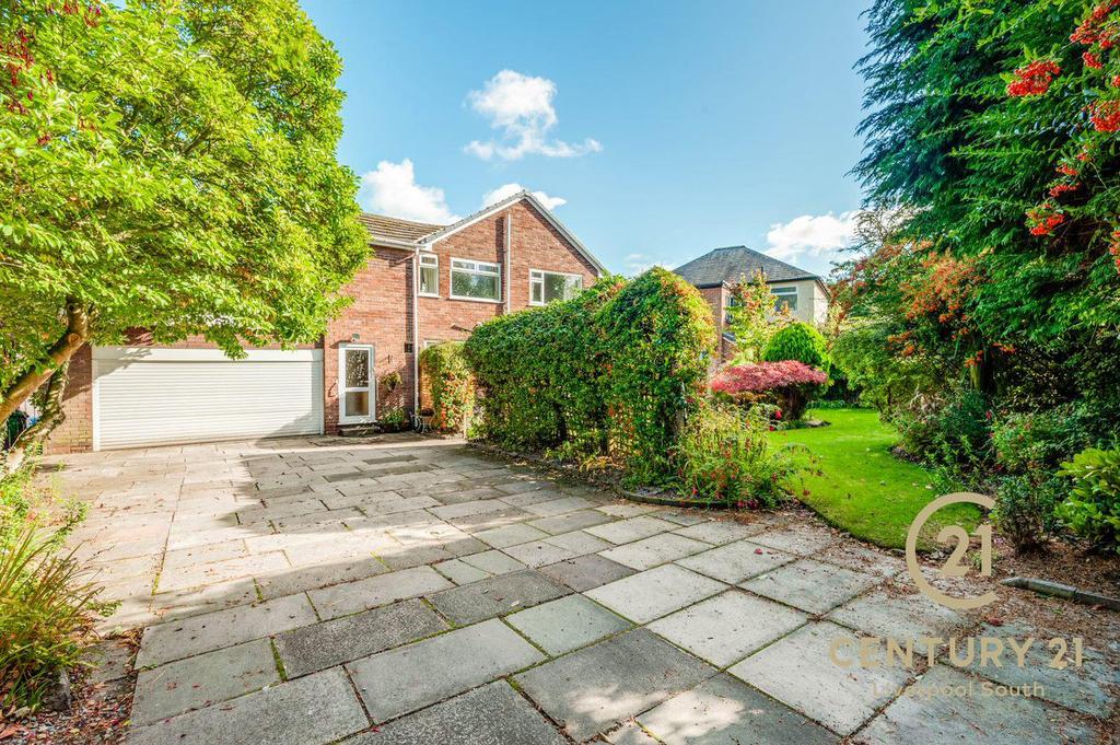 Speke Road, Woolton, L25 4 bed detached house £395,000