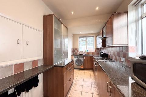 4 bedroom semi-detached house for sale, Bideford Close, Edgware