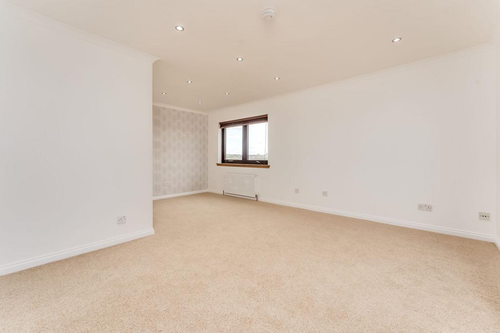 Lounge/Dining area