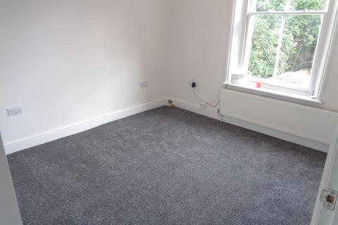 2b Capel Terrace, Southend-on-sea, SS1 1EX