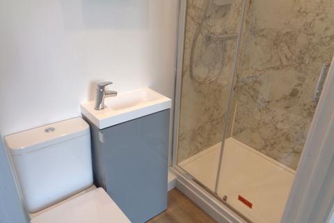 2b Capel Terrace, Southend-on-sea, SS1 1EX