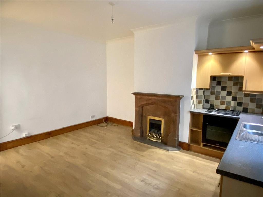 Nab Lane, Birstall, Batley, WF17 1 bed terraced house £69,995