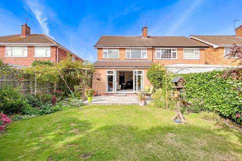 3 bedroom semi-detached house for sale - Bridlewood, Streetly, Sutton Coldfield, B74 3HE