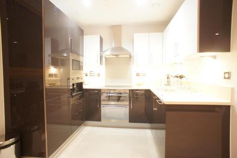 3 bedroom flat to rent, Streamlight, 9 Province Square, Docklands, London, E14 9DW
