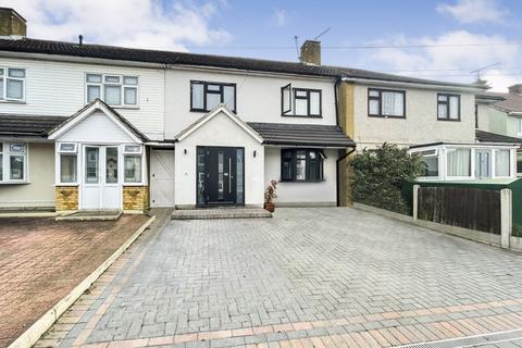 168 Foyle Drive, South Ockendon, RM15 5HH