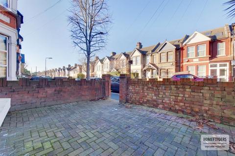 8 Abbotts Park Road, Leyton, London, E10 6HX