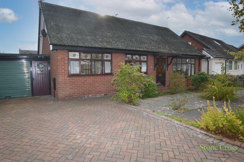 Lime Grove, Lowton, Warrington, WA3 1HL 3 bed bungalow for sale £269,950