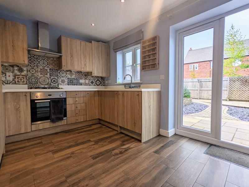 Cartwright Close, Leighton Park, Shrewsbury, SY3 5FY 2 bed terraced