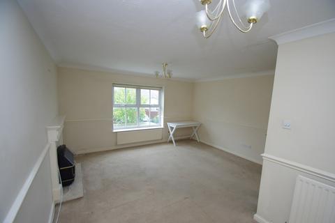 4 bedroom townhouse to rent - Ladys Close, Watford, WD18