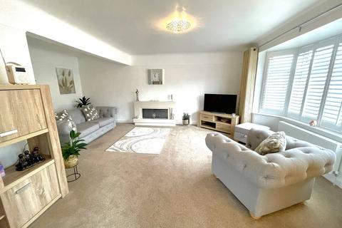 25 Brooks Road, Formby, Liverpool, L37 2JL