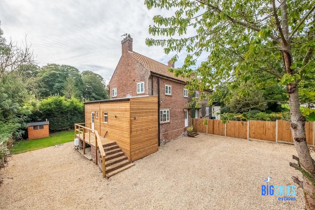 Hillcrest, Great Ryburgh, Fakenham, NR21 3 bed house £275,000