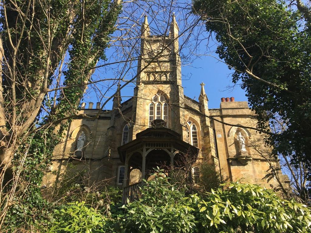 The Clock House, Maze Hill, St. LeonardsonSea 4 bed character