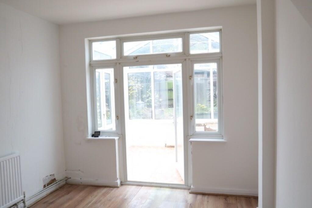 Chart Dinningroom 2.