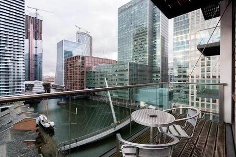 3 bedroom flat to rent - Canary Wharf Bank Street 3 bedroom Apartment