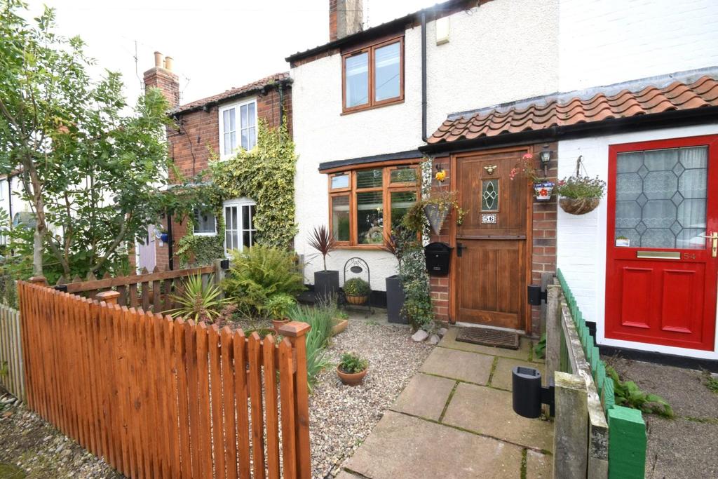 Northgate, Hunmanby, Filey 2 bed terraced house £185,000
