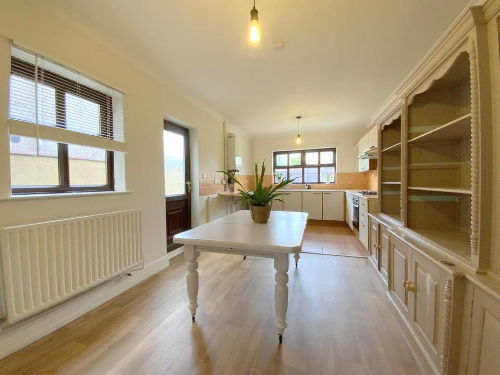 Thrunscoe Road, Cleethorpes 3 bed terraced house £140,000
