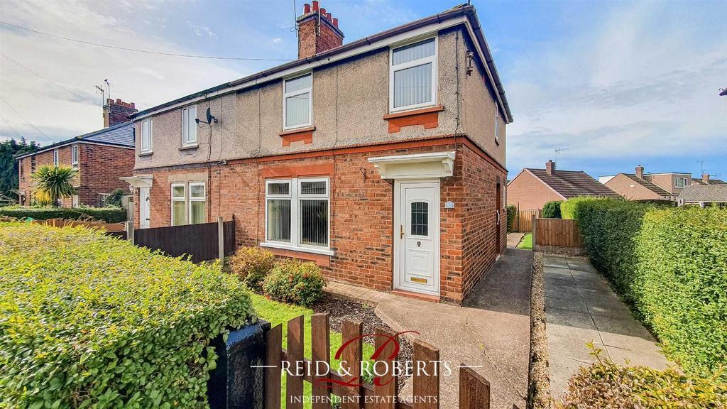 Strand Crescent, Holywell 3 bed semidetached house for sale £130,000