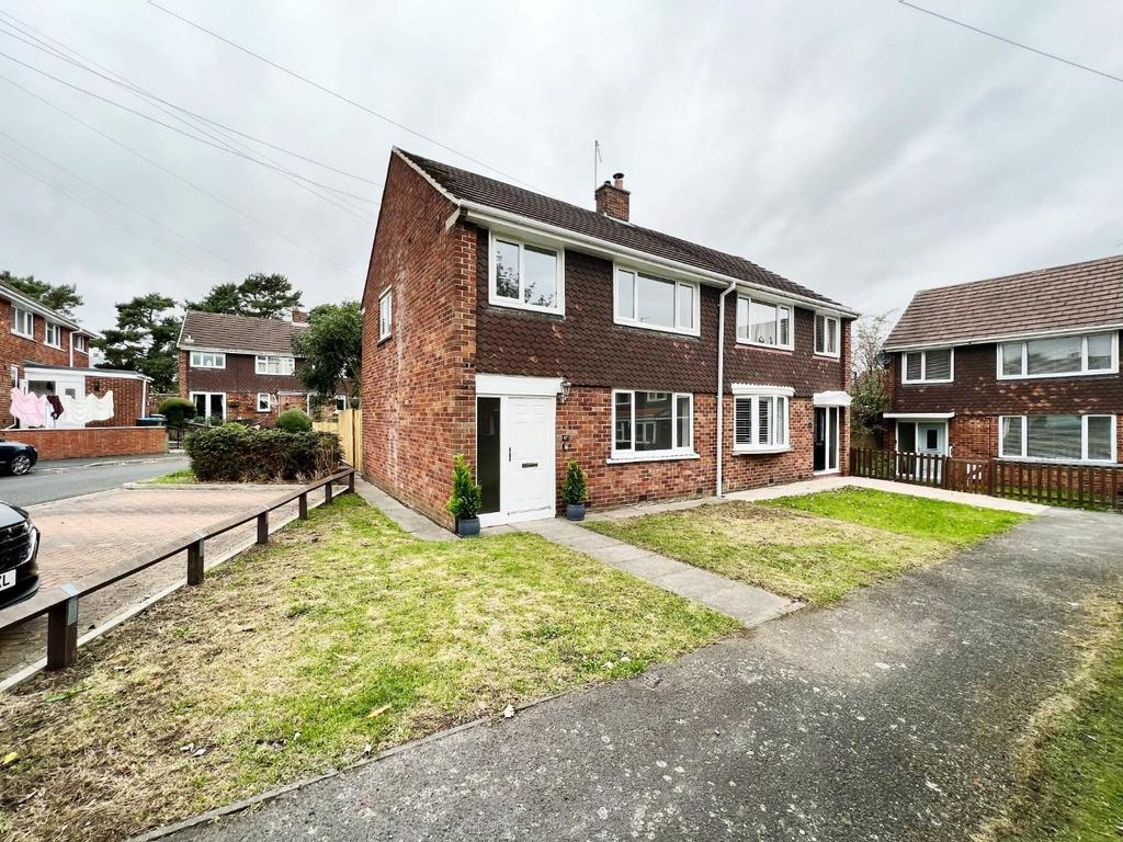 St. Davids Close, Spennymoor 3 bed semidetached house £139,950