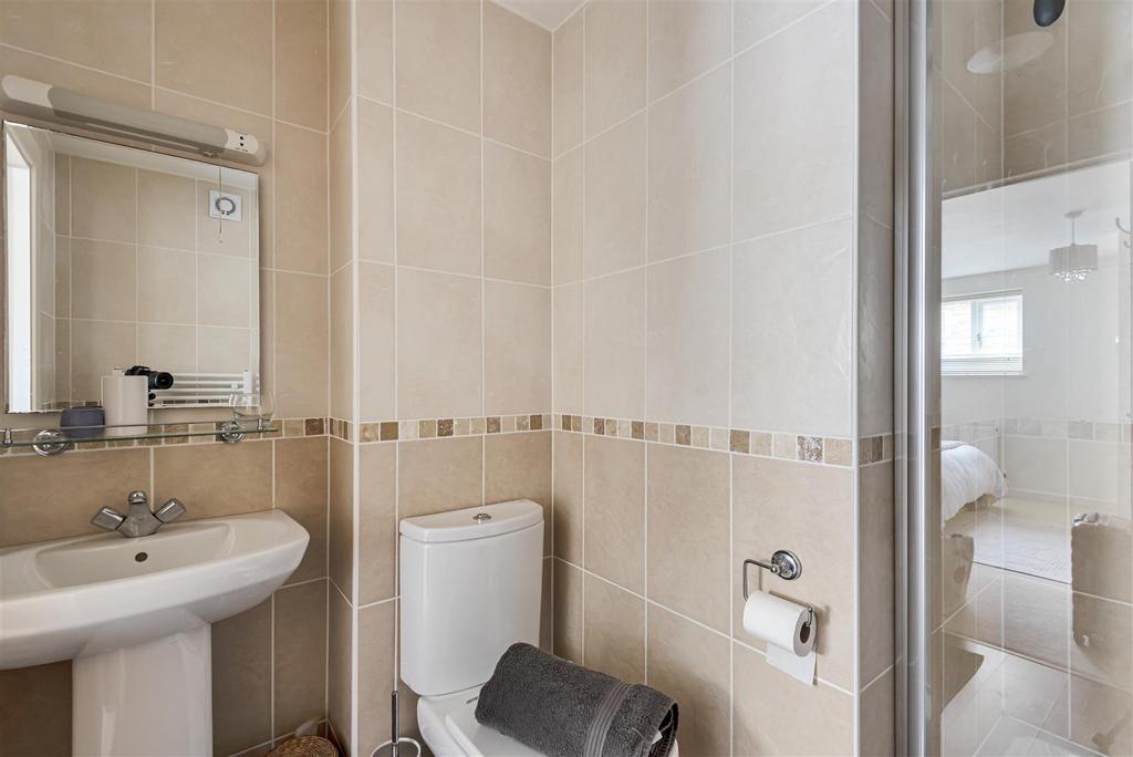 Bedroom 2 Ensuite