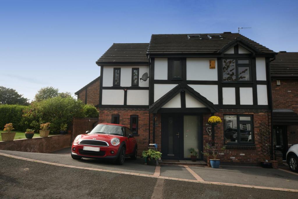Ridgeway Gardens, Lymm 4 bed semidetached house for sale £450,000