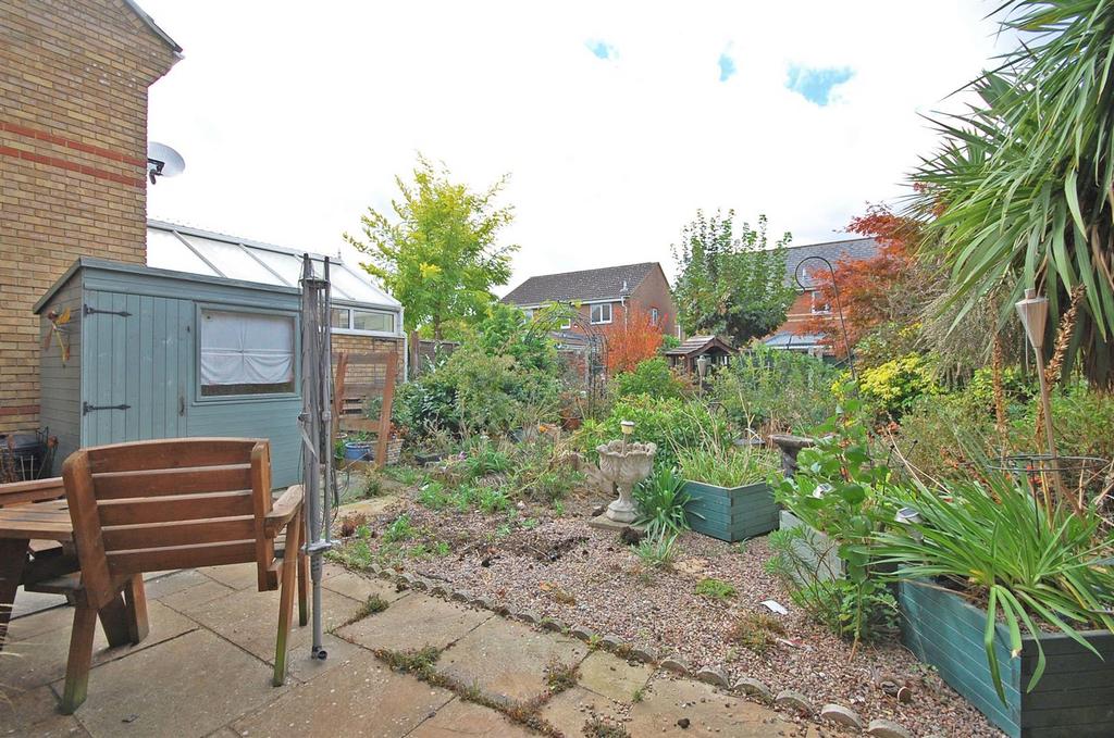 Rear Garden b.jpg