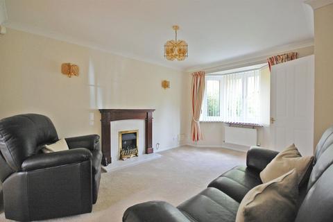 9 Burghley Close, Great Notley, Braintree, CM77 7WY