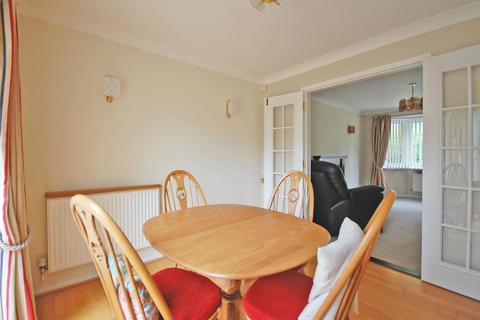 9 Burghley Close, Great Notley, Braintree, CM77 7WY