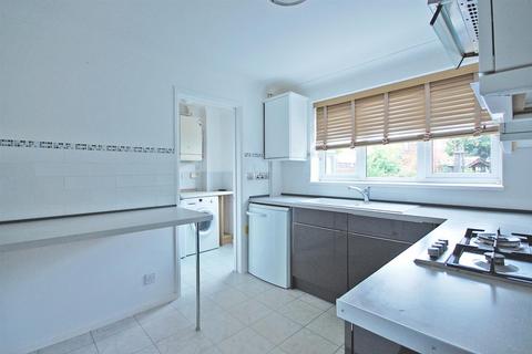 9 Burghley Close, Great Notley, Braintree, CM77 7WY