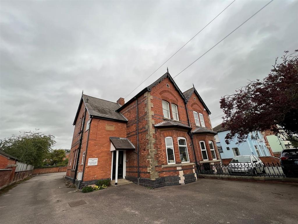 ASFORDBY ROAD, MELTON MOWBRAY 1 bed apartment £575 pcm (£133 pw)