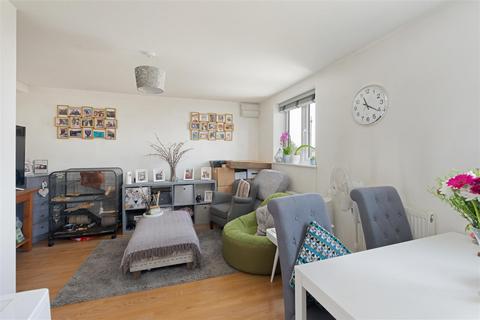 1 bedroom flat to rent, Tankerton Road, Whitstable