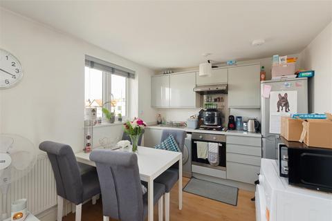 1 bedroom flat to rent, Tankerton Road, Whitstable